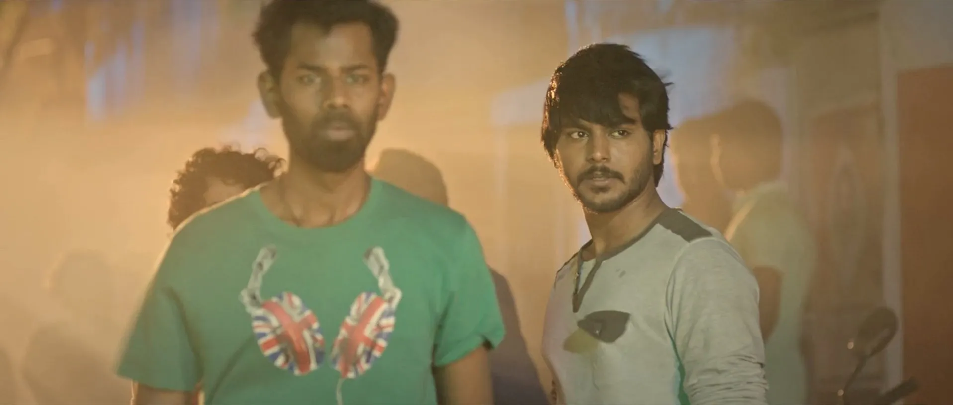Demonte Colony (2015) Dual Audio Hindi 720p UnCut HDRip [1.5GB] Screenshot