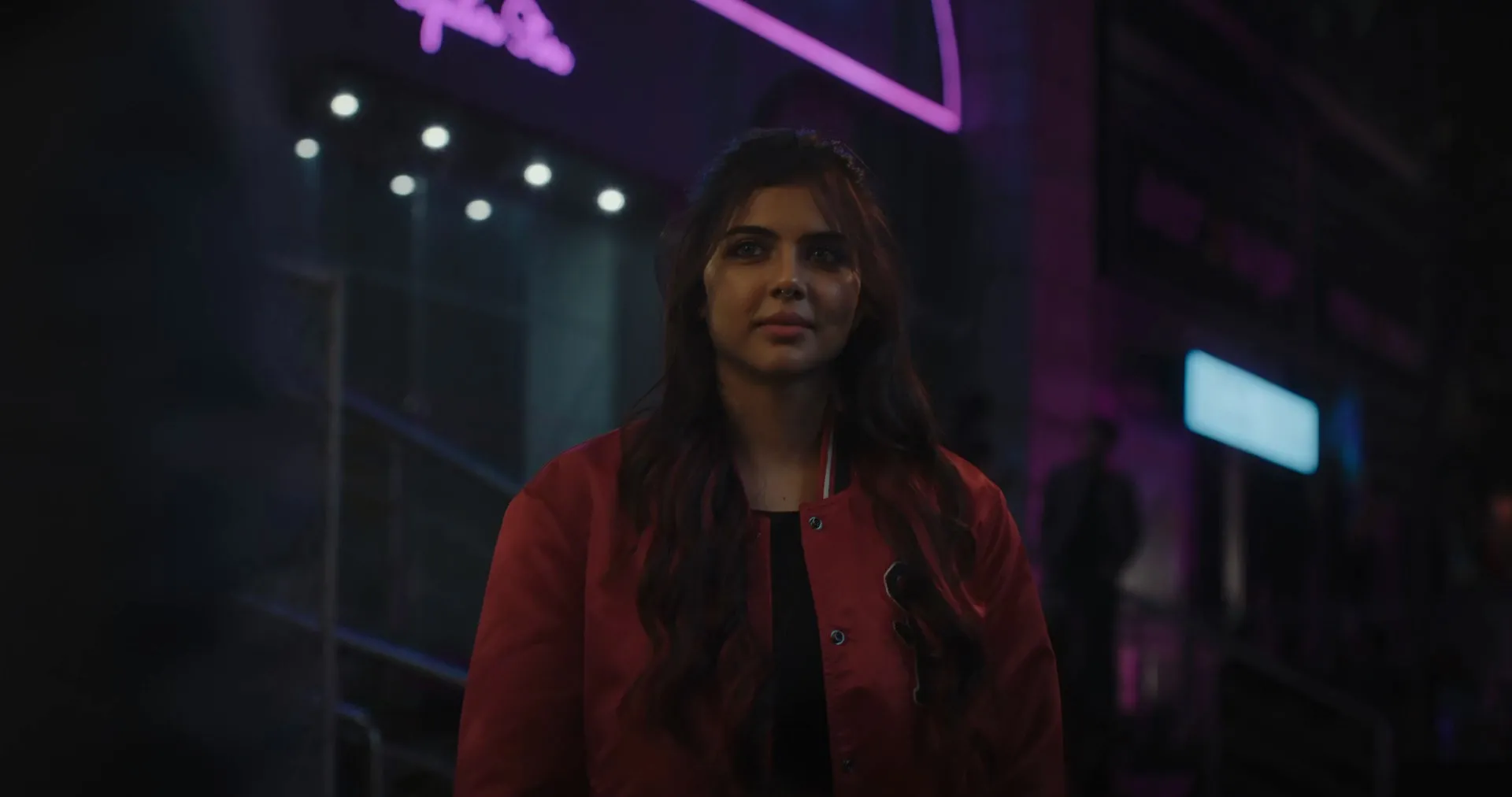 Lokah – Chapter 1: Chandra 2025 Hindi Dual Audio WEB-DL 720p - 480p - 1080p Screenshot