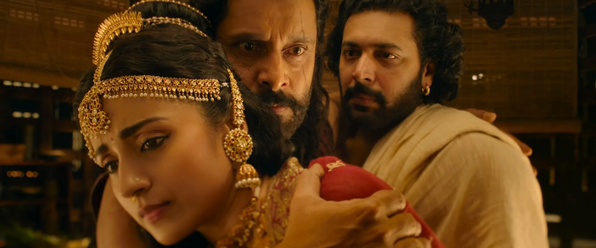 Ponniyin Selvan: Part Two 2023 Hindi (ORG) HDRip | 720p | 480p Screenshot