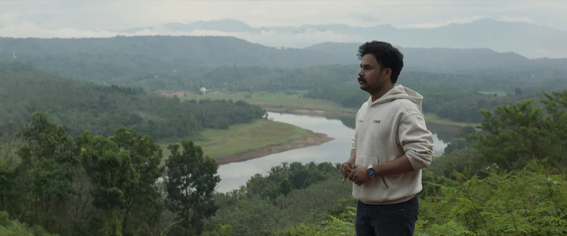 Ronth 2025 Hindi Dual Audio WEB-DL 720p - 480p - 1080p Screenshot