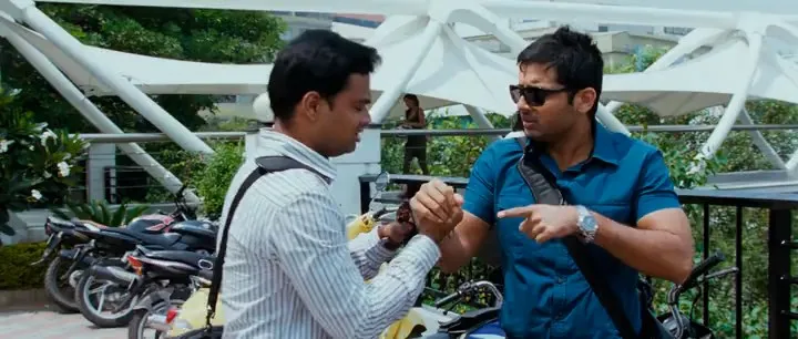 Gunde Jaari Gallanthayyinde (2013) (Hindi -Telugu) Dual Audio 720p UnCut HDRip [1.4GB] Screenshot