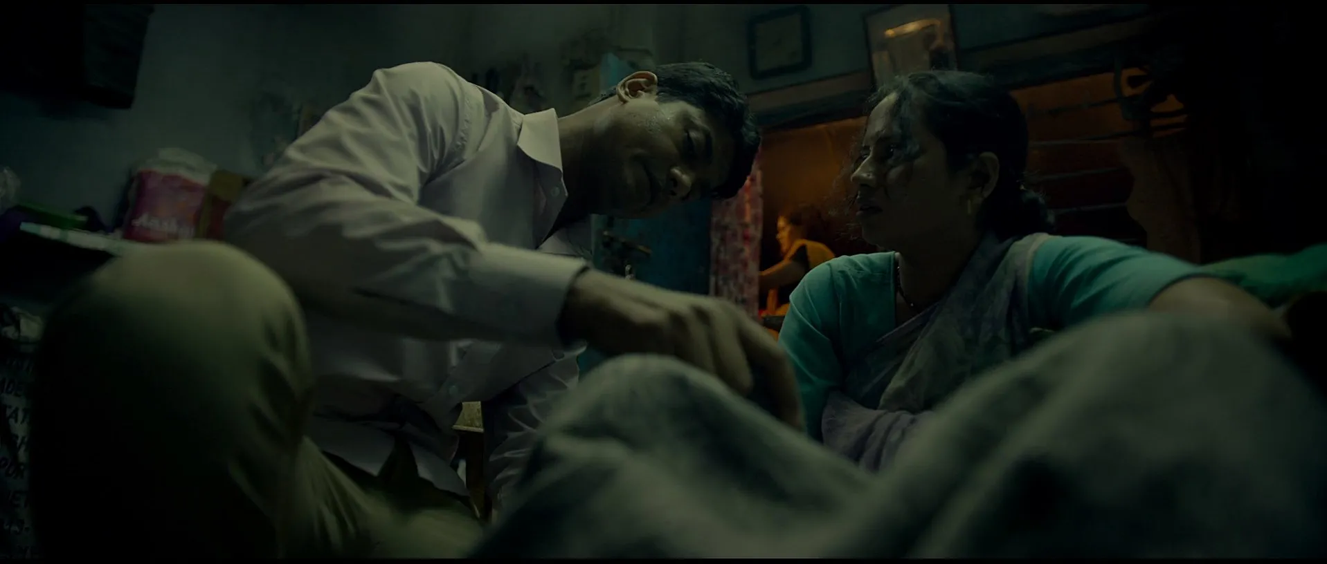 Ajji (2017) Hindi Movie 480p HDRip - [300MB] Screenshot