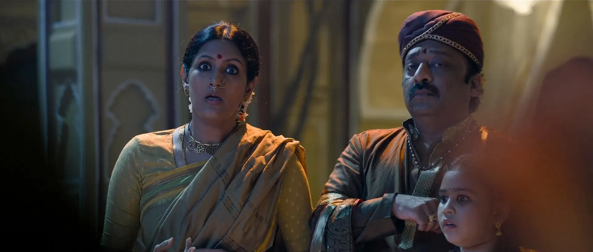 Annabelle Sethupathi (2021) Hindi Movie 480p HDRip – [400MB] Screenshot
