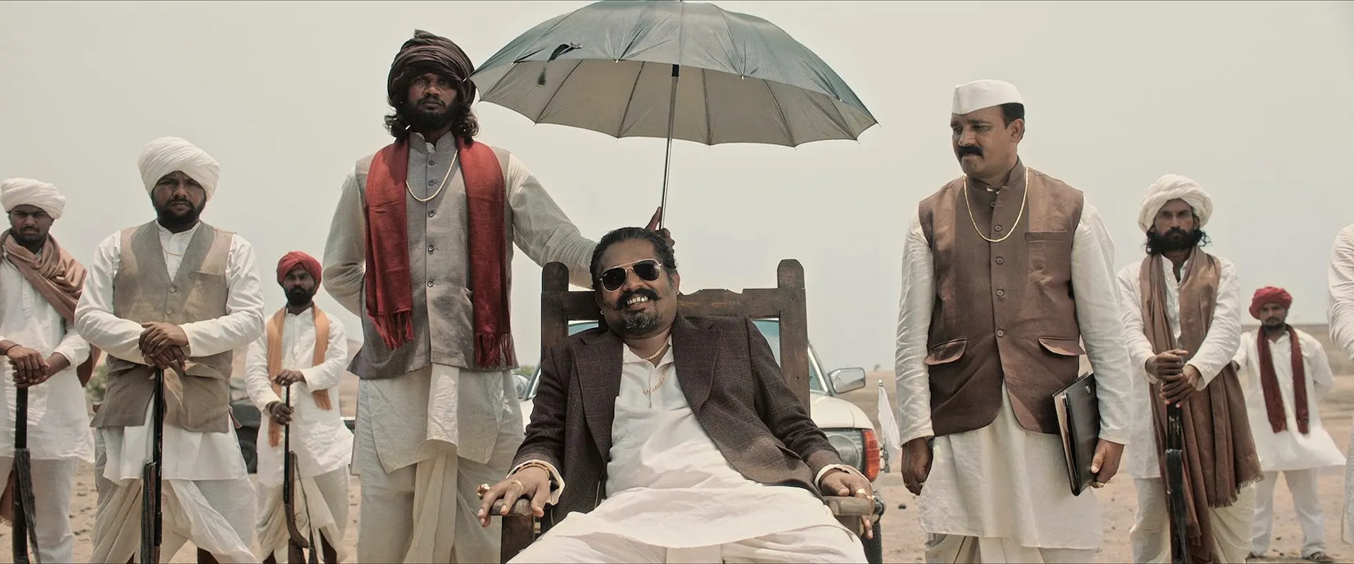 Avane Srimannarayana (2019) Hindi Dual Audio 720p HDRip [1.5GB] Screenshot