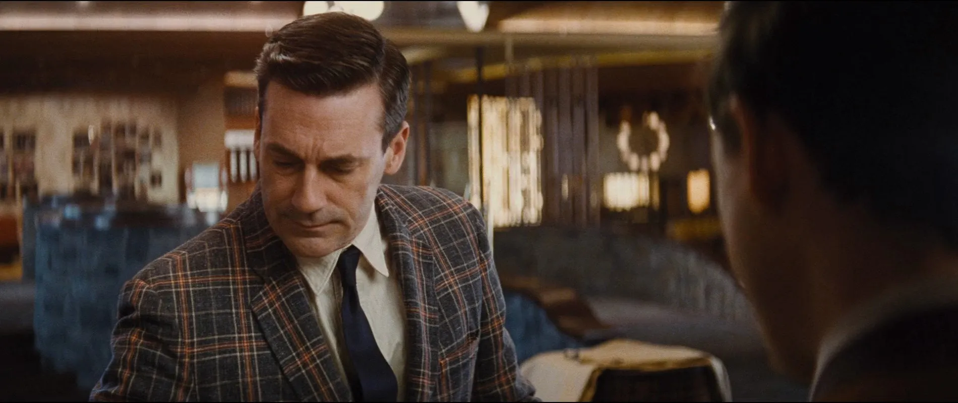 Bad Times at the El Royale (2018) Hindi (DD5.1) Dual Audio 720p BluRay [1.8GB] Screenshot