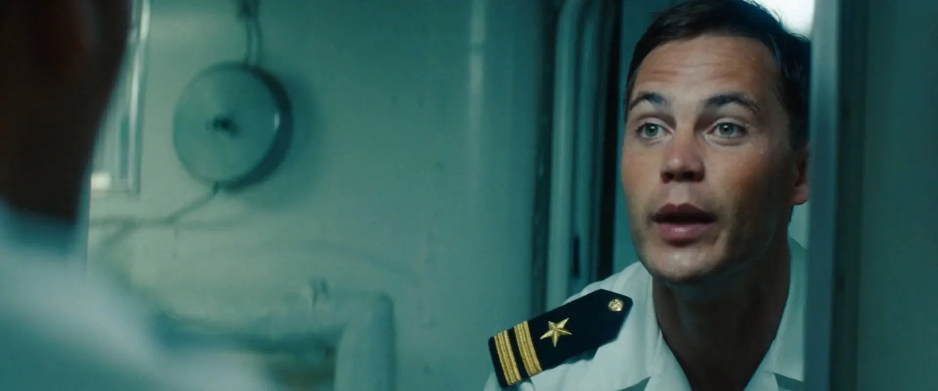 Battleship (2012) 100mb Hindi Dual Audio movie Hevc BRRip Download Screenshot