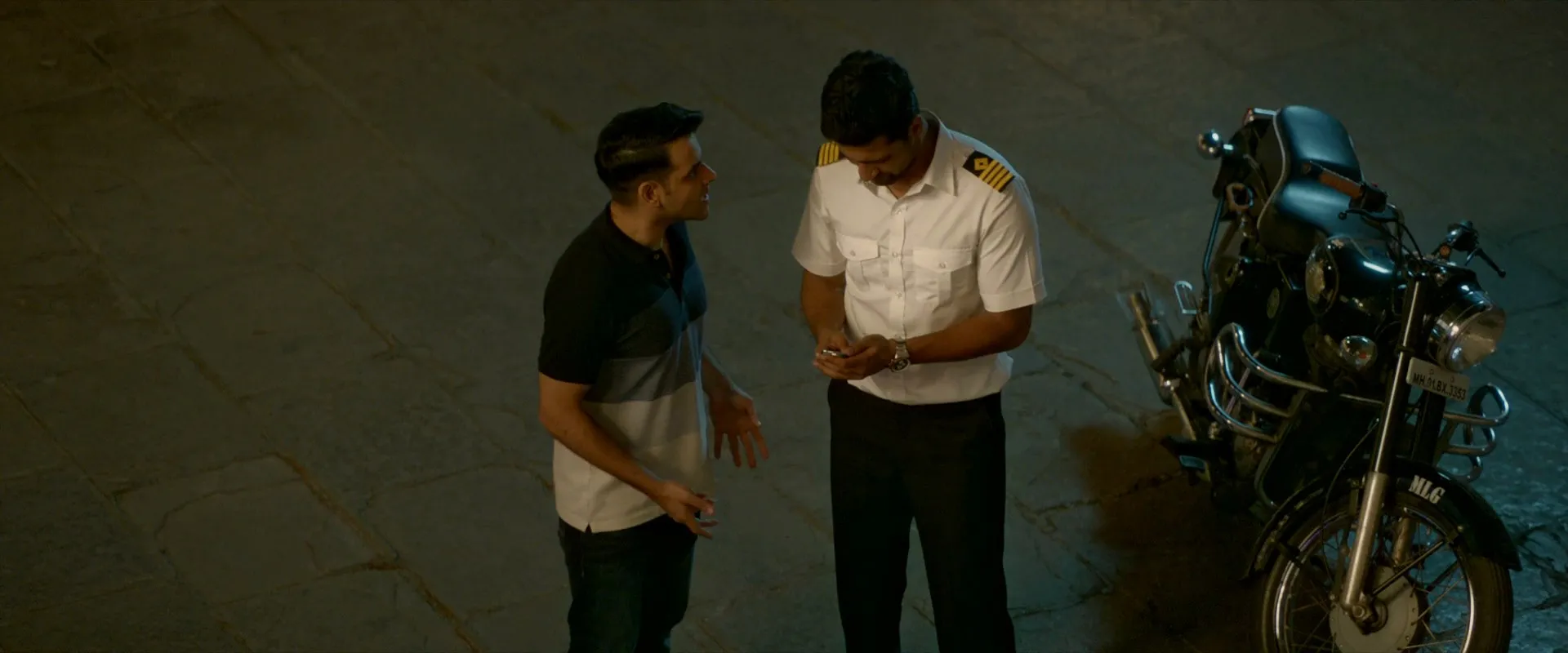 Bhoot Part One The Haunted Ship 2020 Movie 480p HDRip – [300MB] Screenshot
