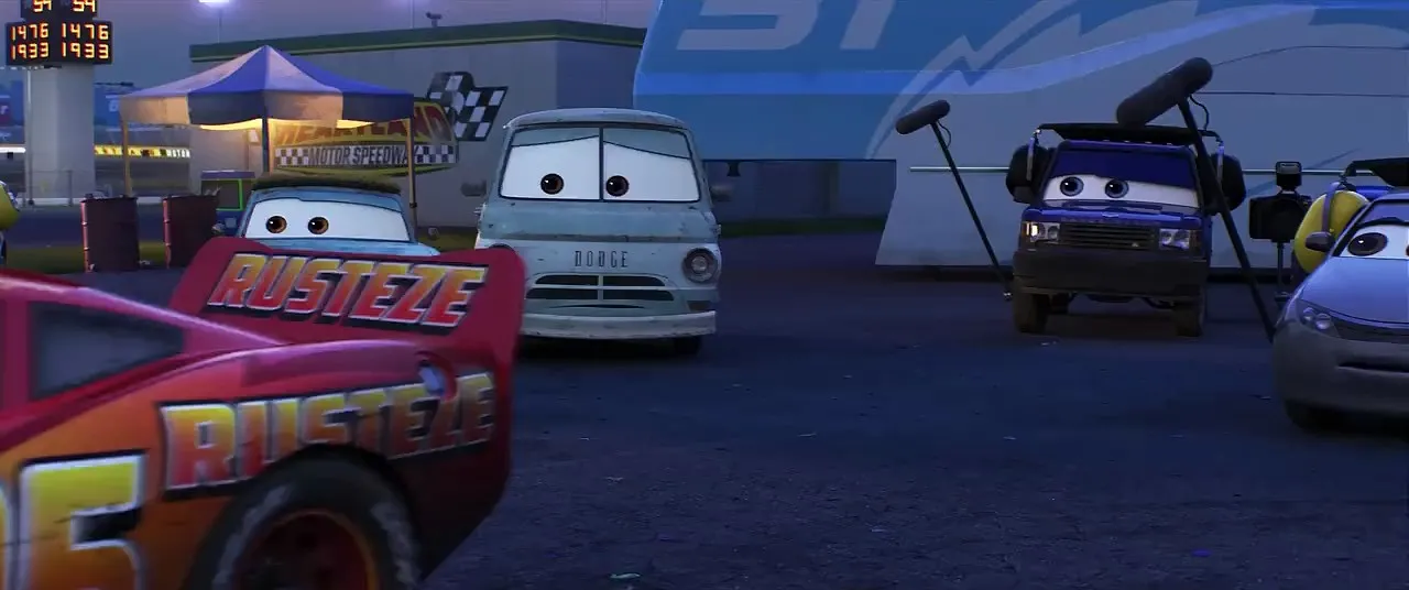 Cars 3 (2017) Hindi Dubbed Full Movie 720p Web-DL - 900MB Screenshot