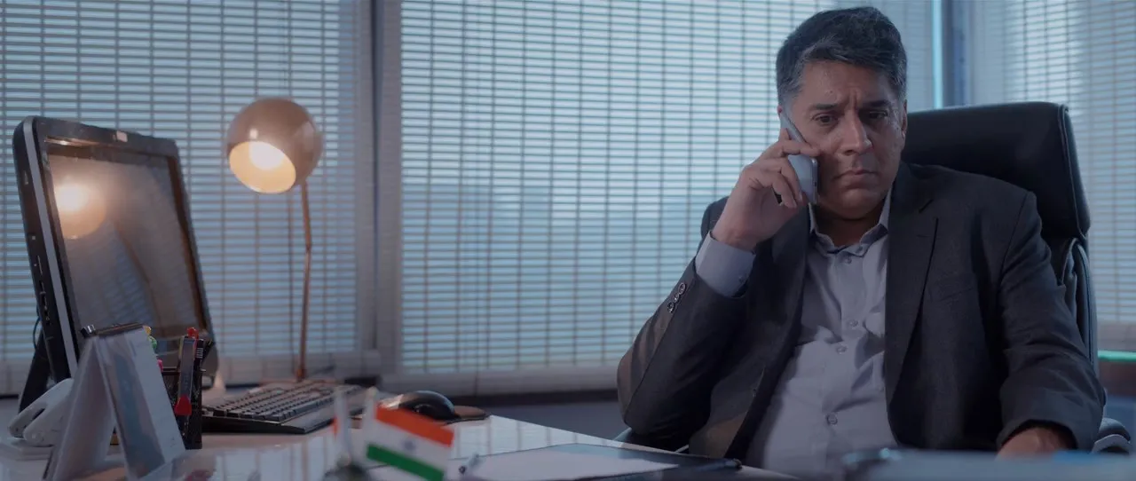 Code Name: Tiranga 2022 Hindi Movie HDRip 720p – 480p Screenshot