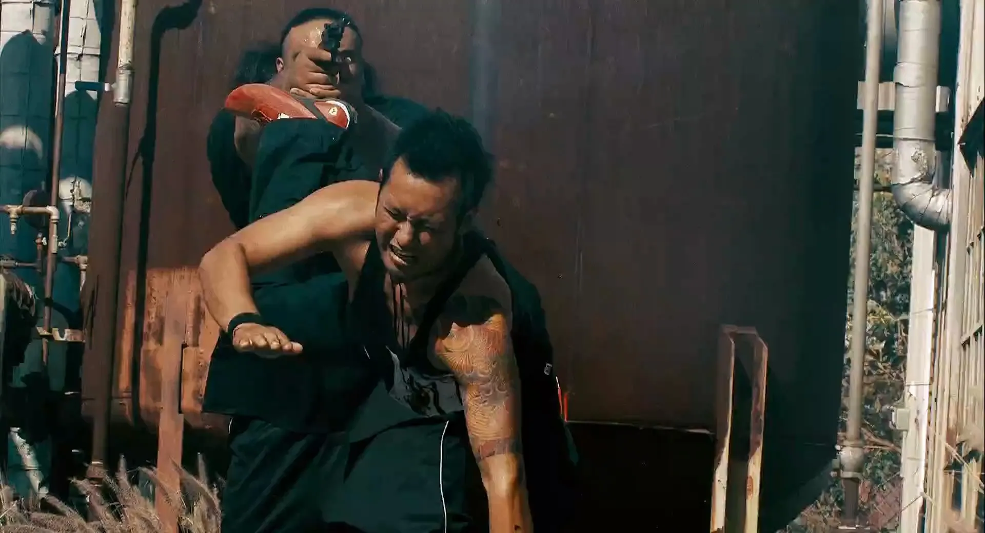 Crank: High Voltage (2009) Hindi Dual Audio 480p BluRay 300MB Screenshot