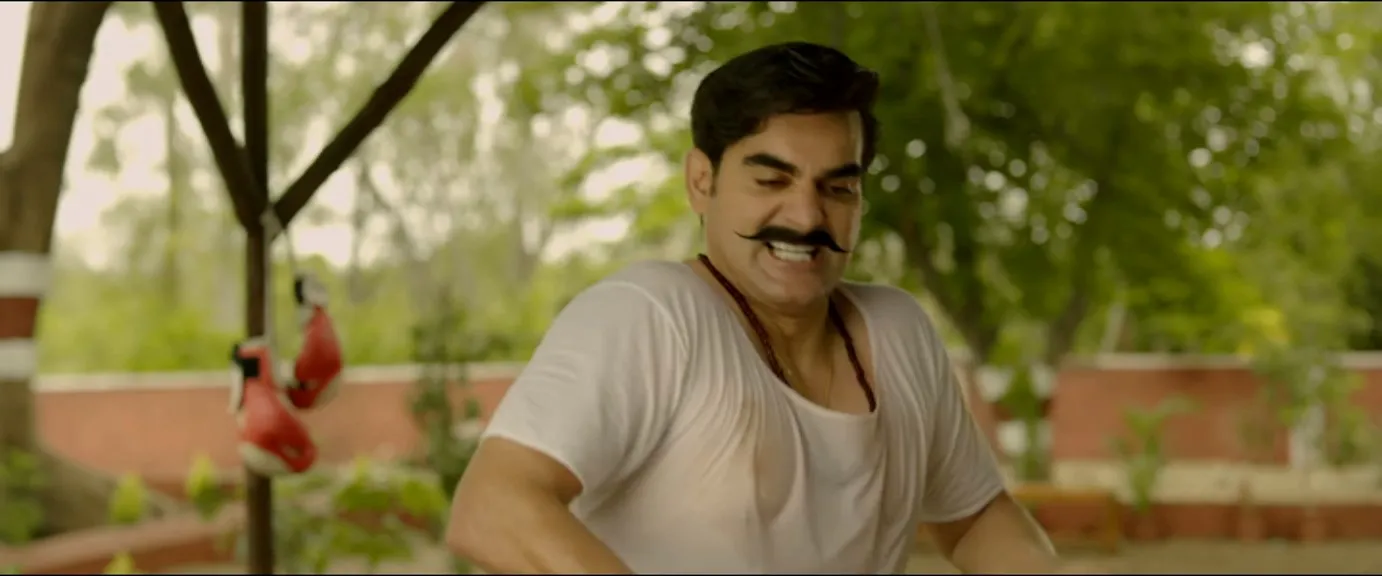 Dabangg 3 2019 Movie 720p HDRip x264 [1.2GB] Screenshot