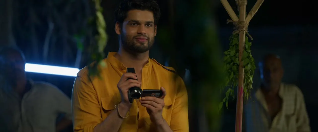 Durgamati The Myth 2020 Hindi Movie 720p HDRip x264 [1.2GB] Screenshot