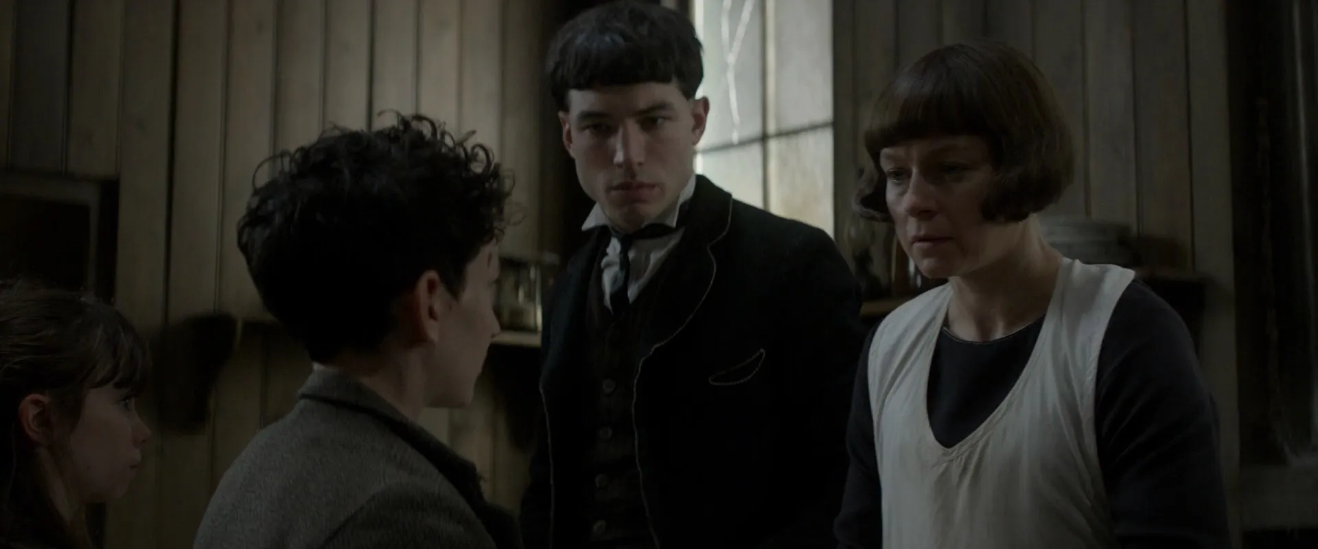 Fantastic Beasts and Where to Find Them 2016 HD-TS x264 [600MB] Screenshot