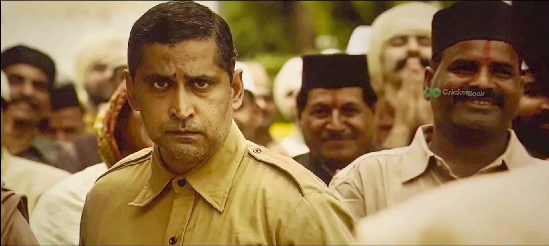 Gandhi Godse Ek Yudh 2023 Hindi Movie DVDScr 720p – 480p Screenshot