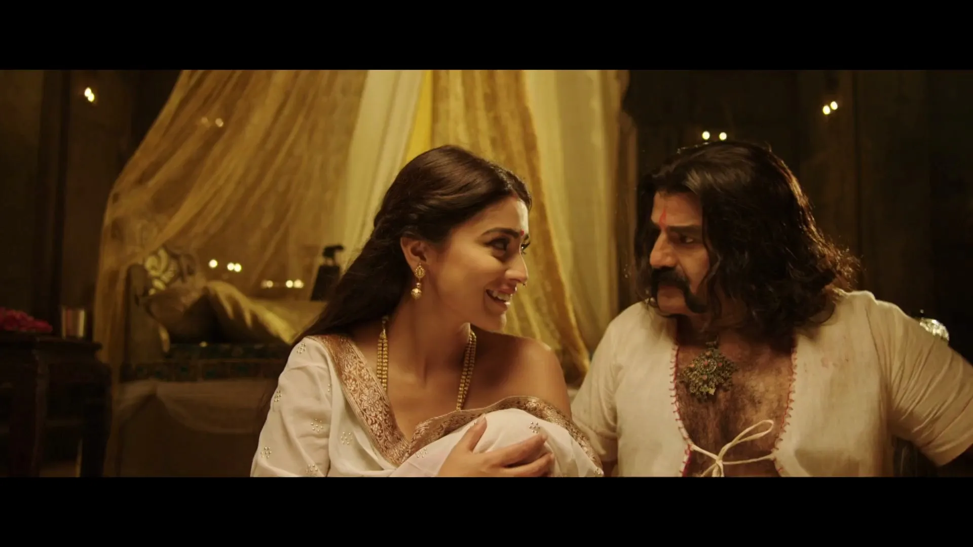 Gautamiputra Satakarni (2017) (Hindi - Telugu) Dual Audio 480p UnCut HDRip 450MB Screenshot