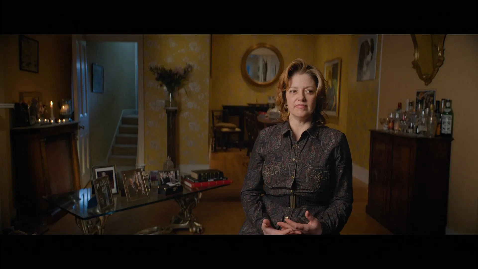 Ghislaine Maxwell: Filthy Rich (2022) Hindi Dual Audio HDRip 720p – 480p Screenshot