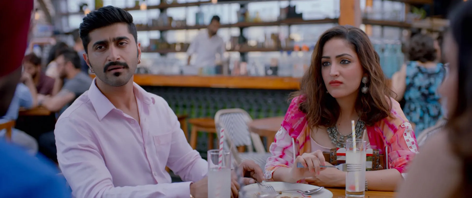 Ginny Weds Sunny (2020) Hindi Movie 720p HDRip x264 [1.2GB] Screenshot