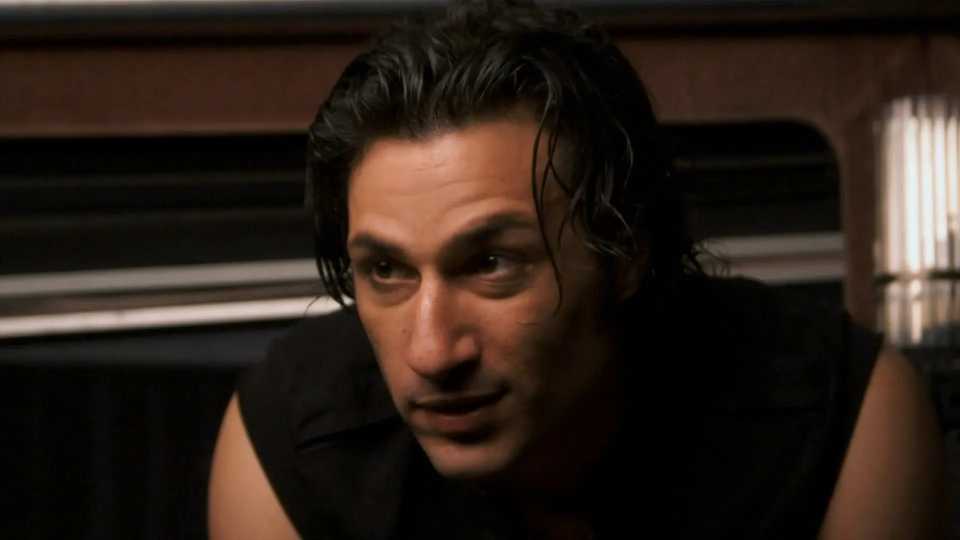 Groupie (2010) Hindi Dual Audio 720p BluRay [1.1GB] Screenshot