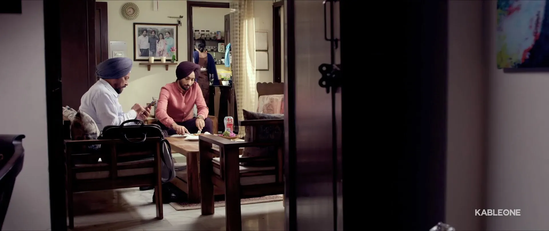 Ikko Mikke (2020) Punjabi Movie 720p HDRip x264 [1.2GB] Screenshot