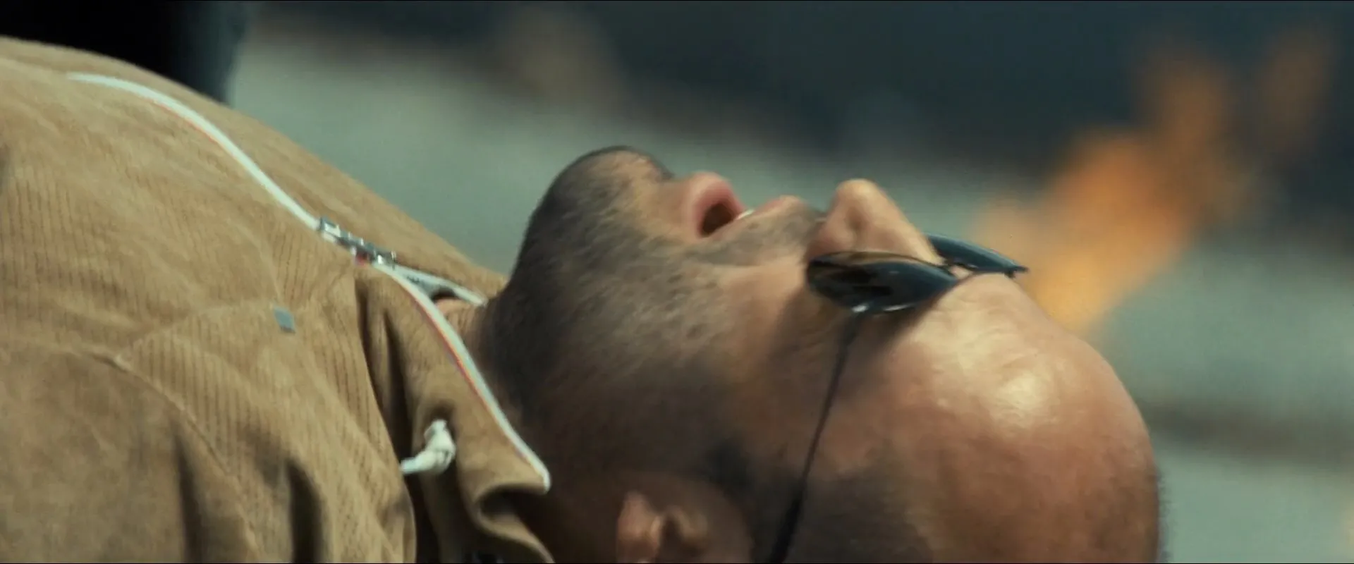 Killer Elite (2011) Hindi Dual Audio 480p BluRay 350MB Screenshot