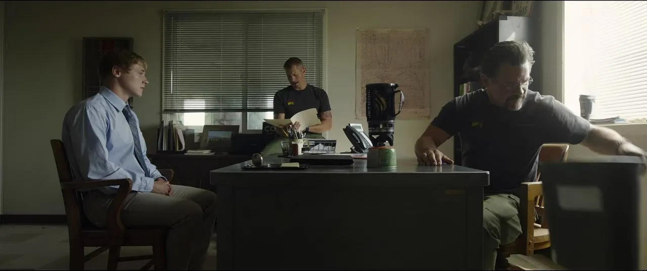 Only the Brave 2017 Hindi Dual Audio HDRip 720p – 480p Screenshot