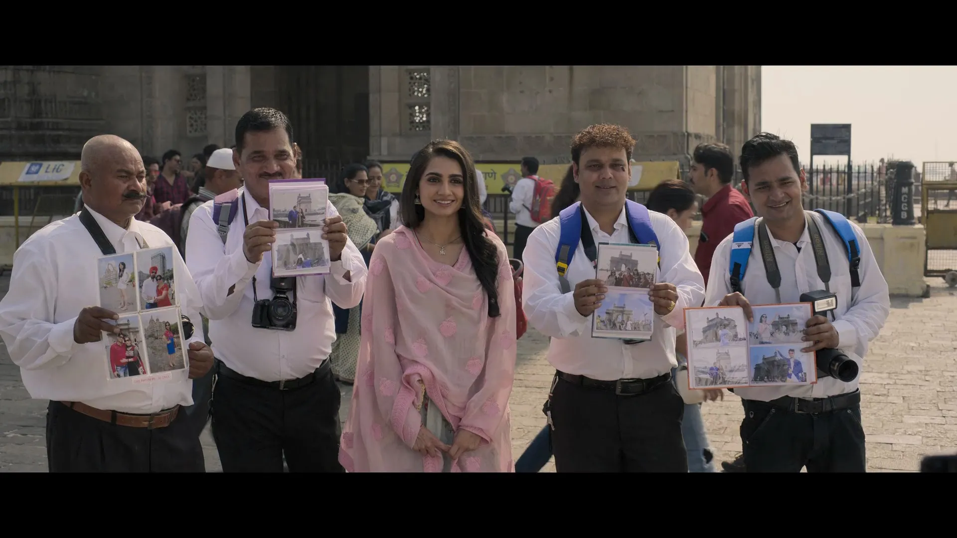 Operation Romeo (2022) Hindi Movie HDRip 720p – 480p Screenshot