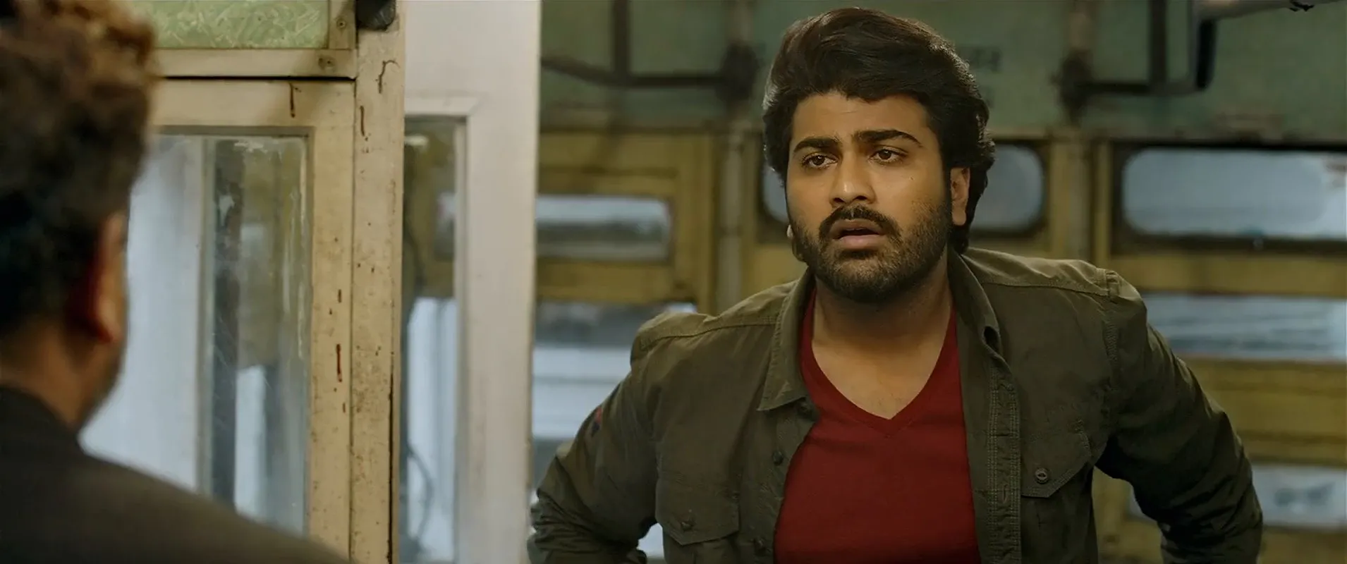 Padi Padi Leche Manasu (2018) (Hindi -Telugu) Dual Audio 720p UnCut HDRip [1.4GB] Screenshot