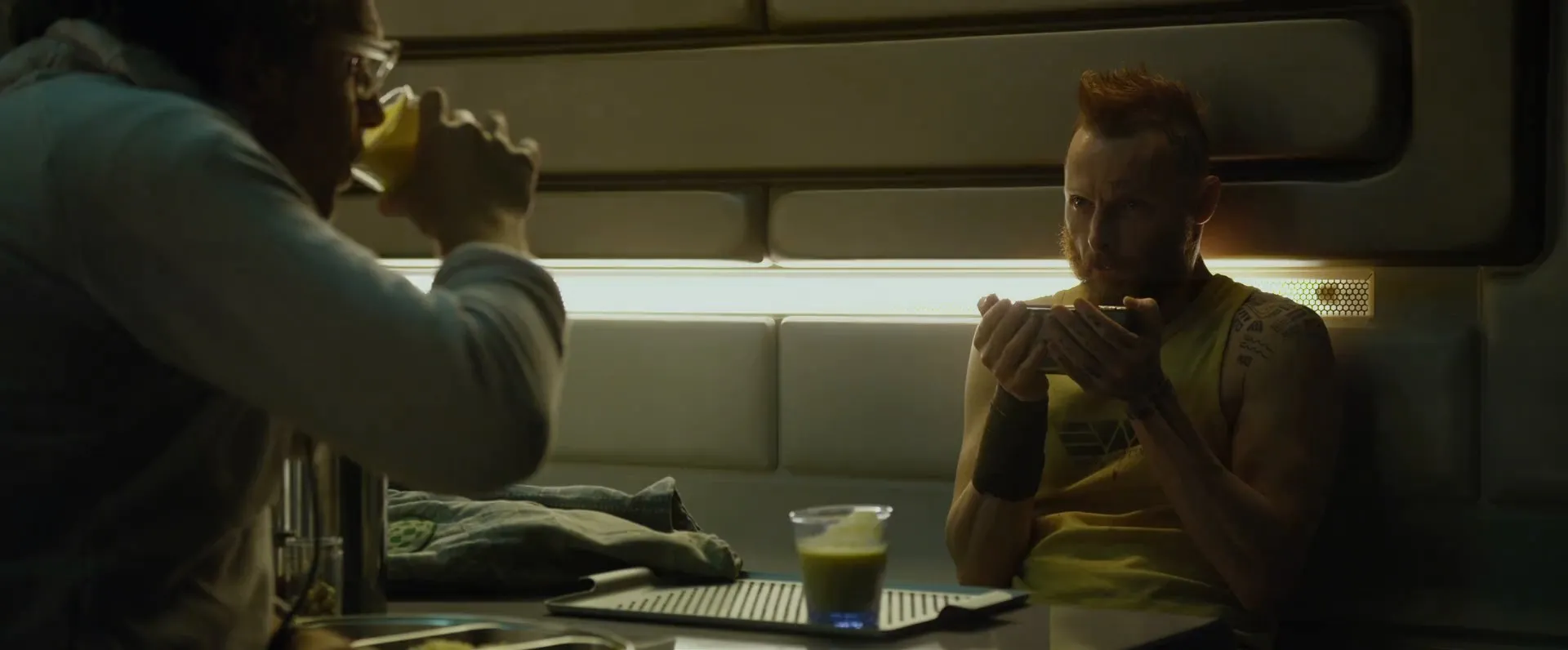Prometheus (2012) Hindi Dual Audio 480p BluRay 400MB Screenshot