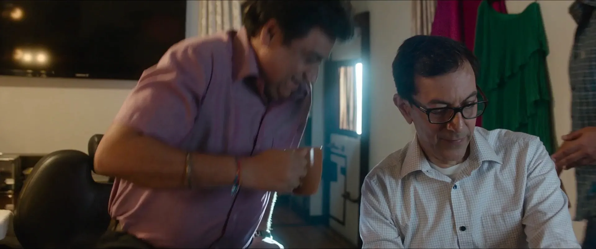 RK RKAY 2022 Hindi Movie HDRip 720p – 480p Screenshot