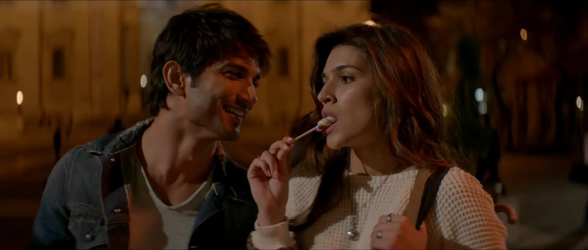 Raabta 2017 Movie hevc 720p DVDRip 700MB Download Screenshot