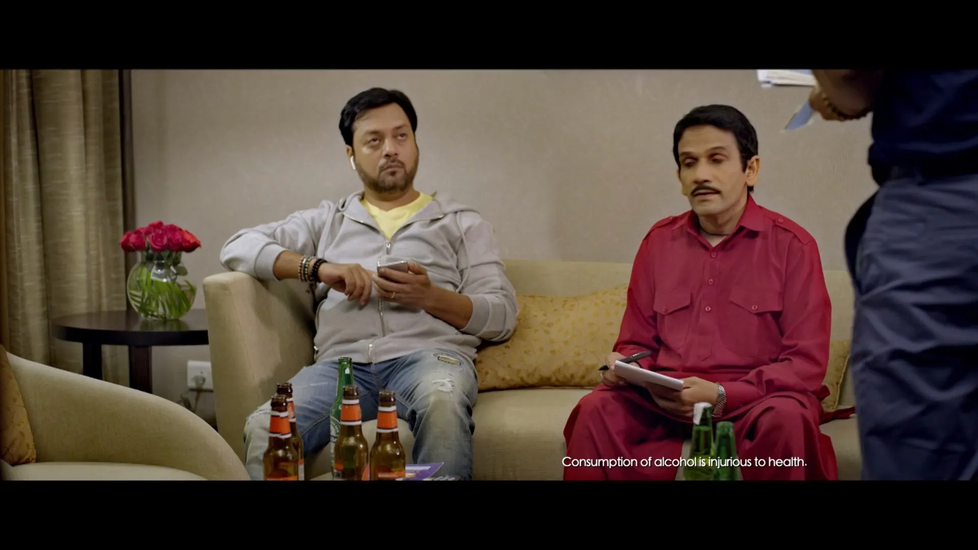 Setters (2019) Hindi Movie 720p HDRip x264 [1GB] Screenshot