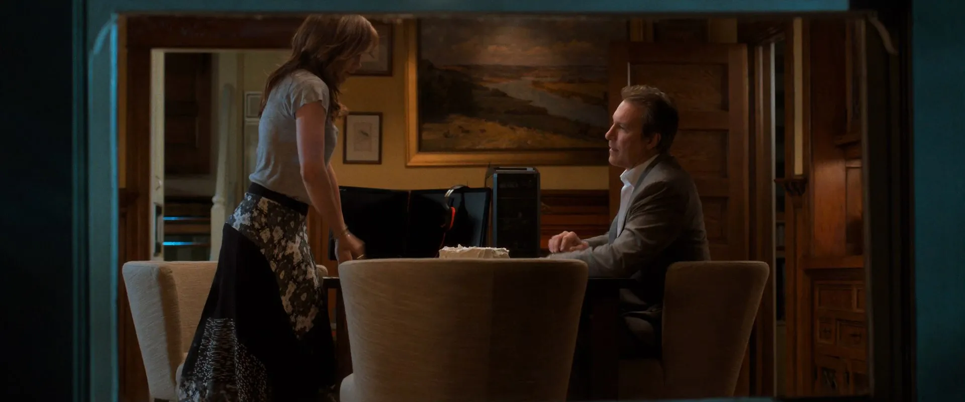 The Boy Next Door 2015 Hindi Dual Audio 720p BluRay [860MB] Screenshot