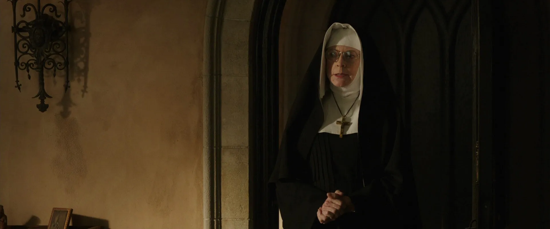 The Nun (2018) Hindi Dual Audio 480p BluRay 360MB Screenshot