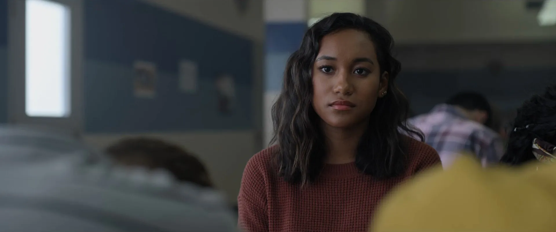 There’s Someone Inside Your House (2021) Hindi Dual Audio 720p HDRip [950MB] Screenshot