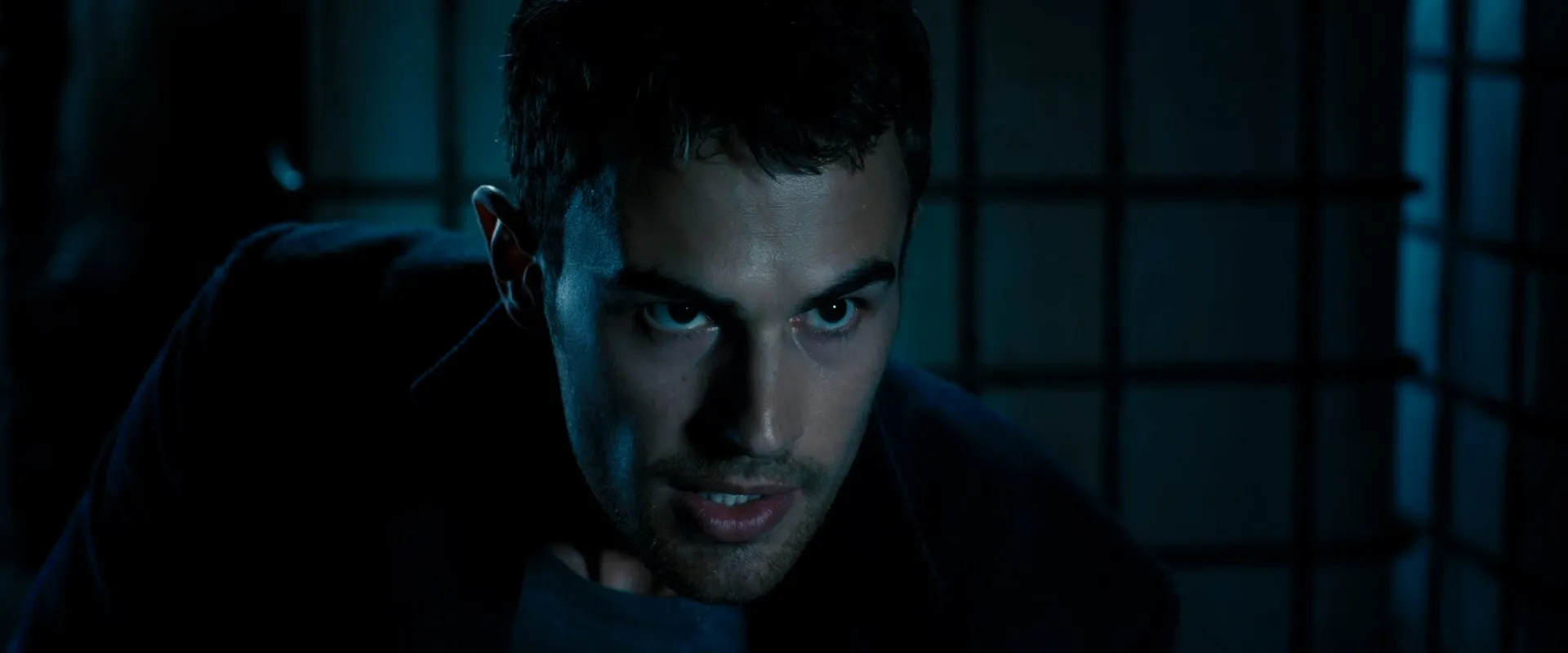 Underworld Awakening (2012) 100mb Hindi Dual Audio movie Hevc BRRip Download Screenshot