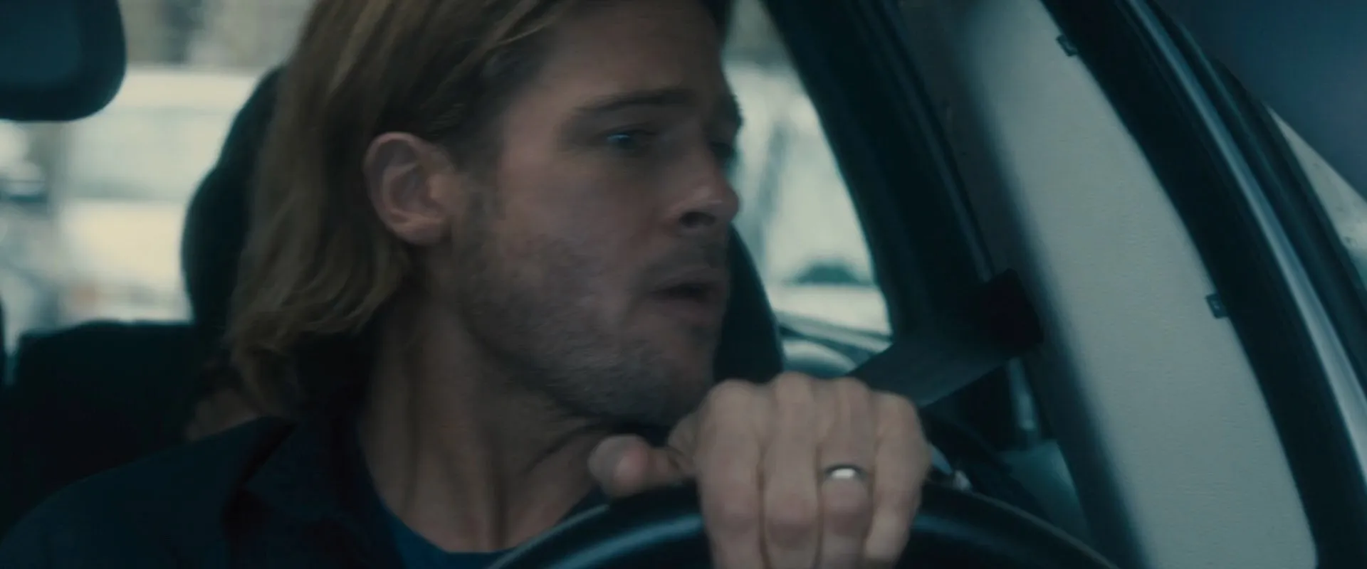 World War Z (2013) Hindi Dual Audio 720p BluRay [800MB] Screenshot