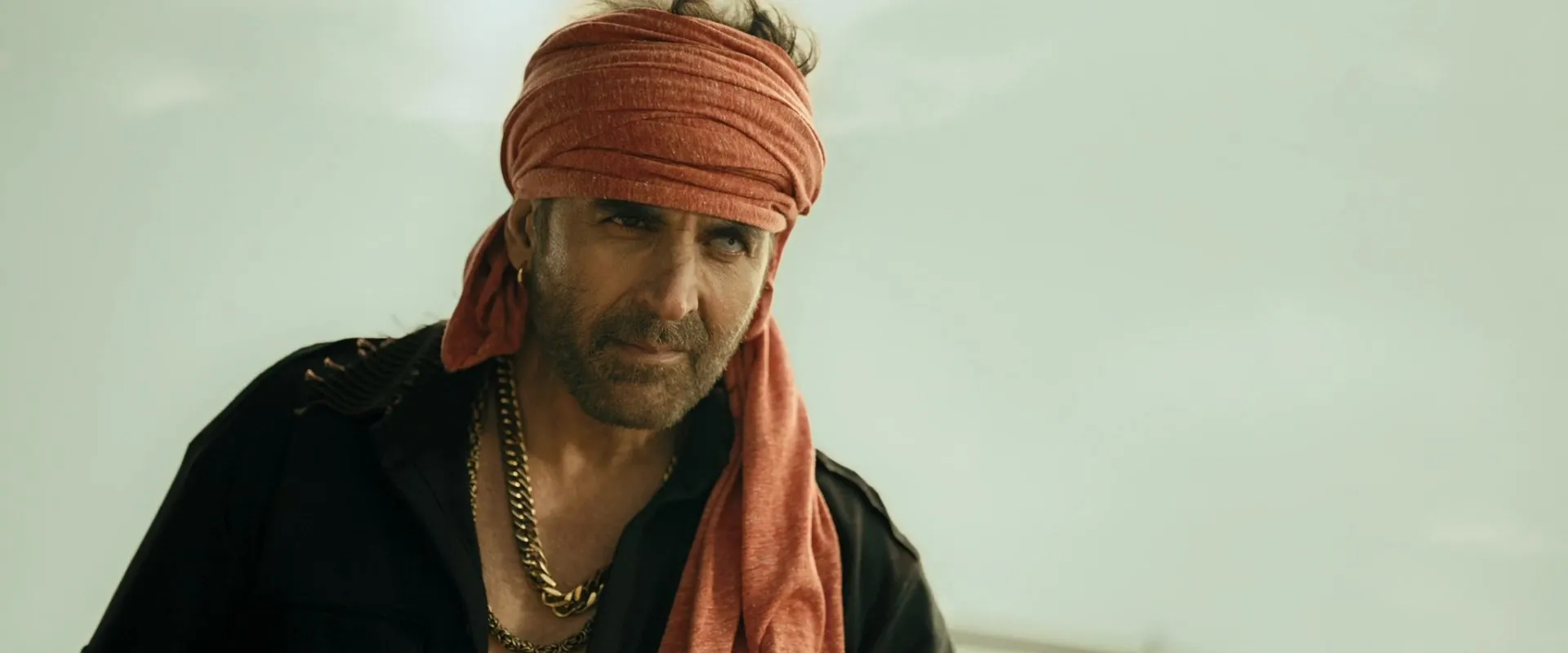Bachchhan Paandey (2022) Hindi Movie HDRip 720p – 480p Screenshot